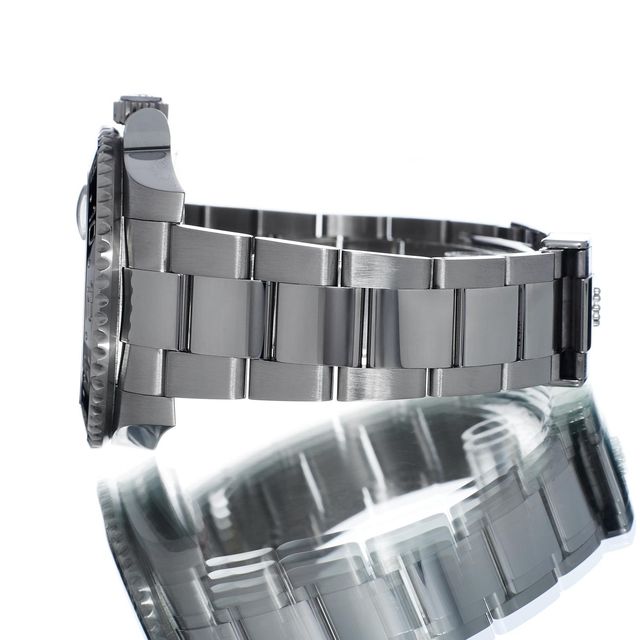 Rolex GMT Master II 116710 LN Image 2